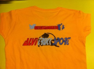 camiseta alvi detrás